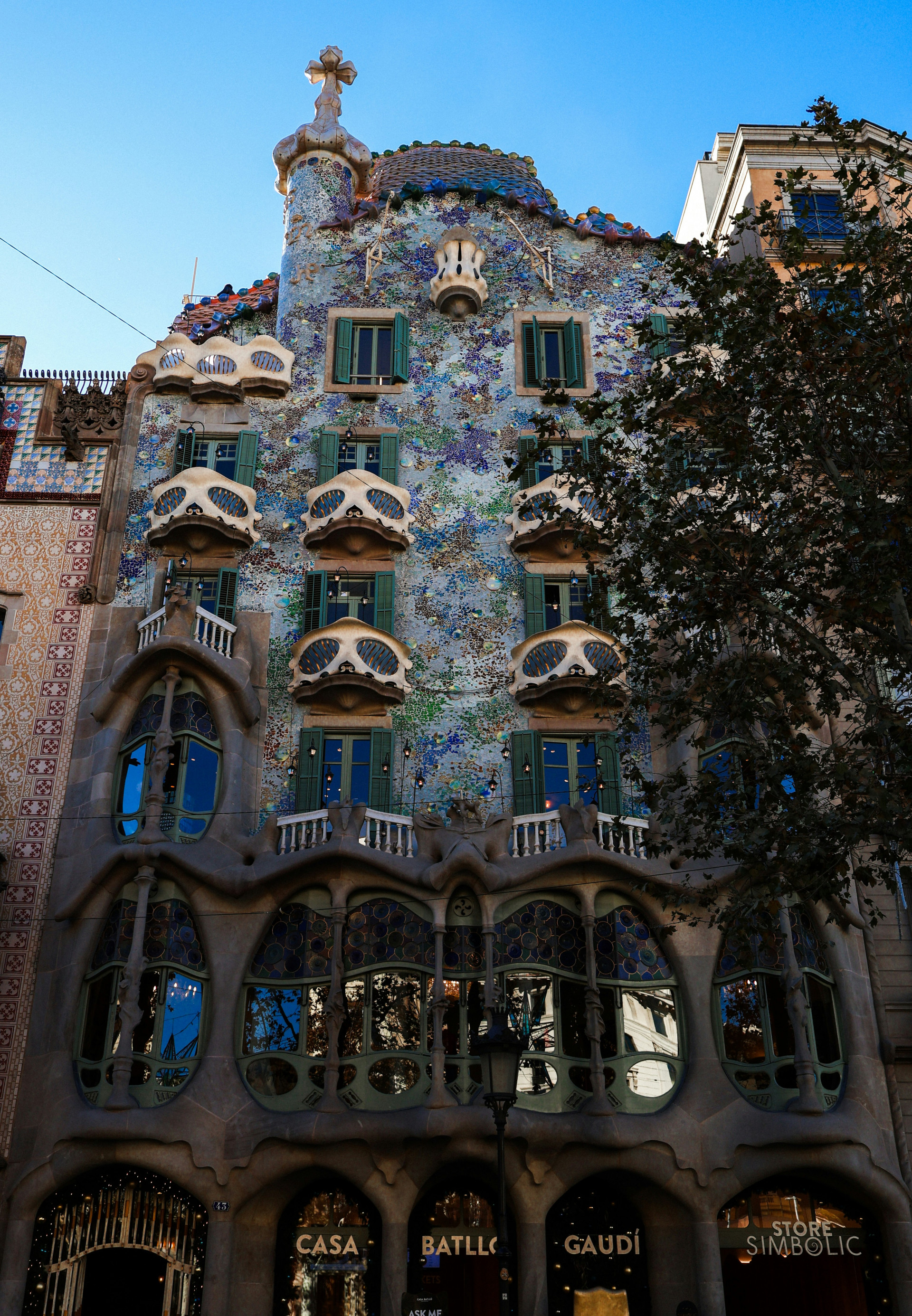 <p><strong>Casa Batlló</strong></p>