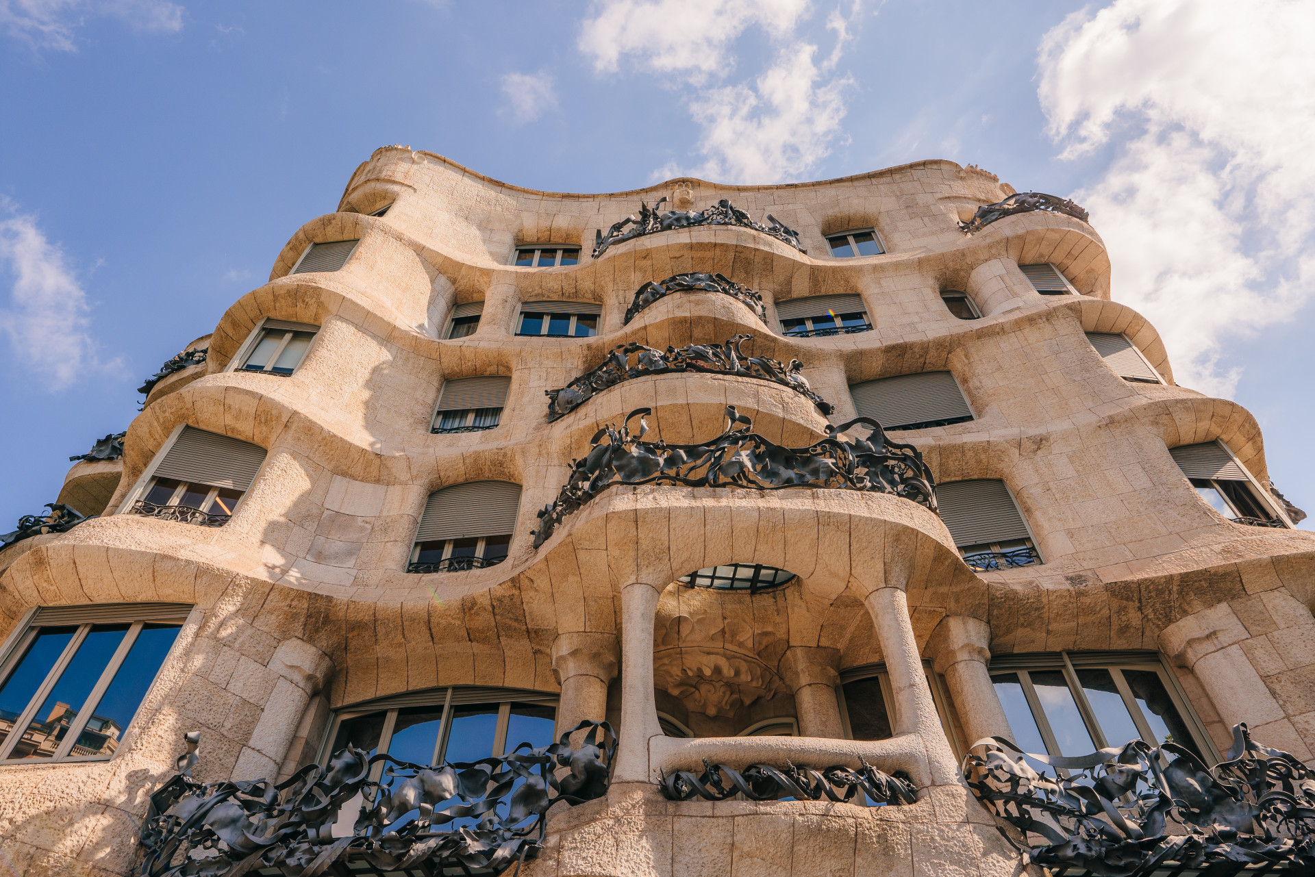 <p><strong>La Pedrera</strong></p>